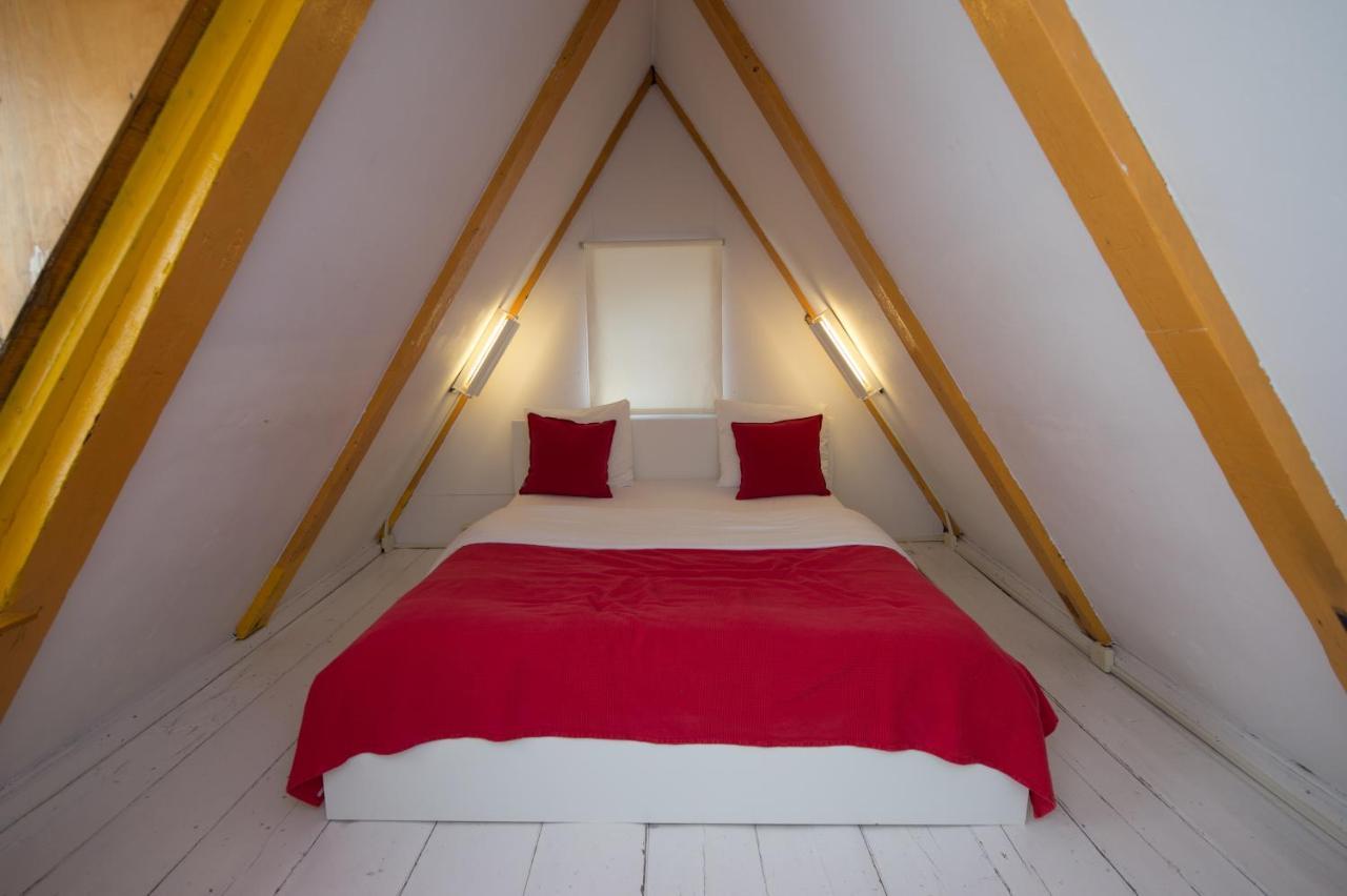 Rembrandtplein Bed & Breakfast อัมสเตอร์ดัม ภายนอก รูปภาพ
