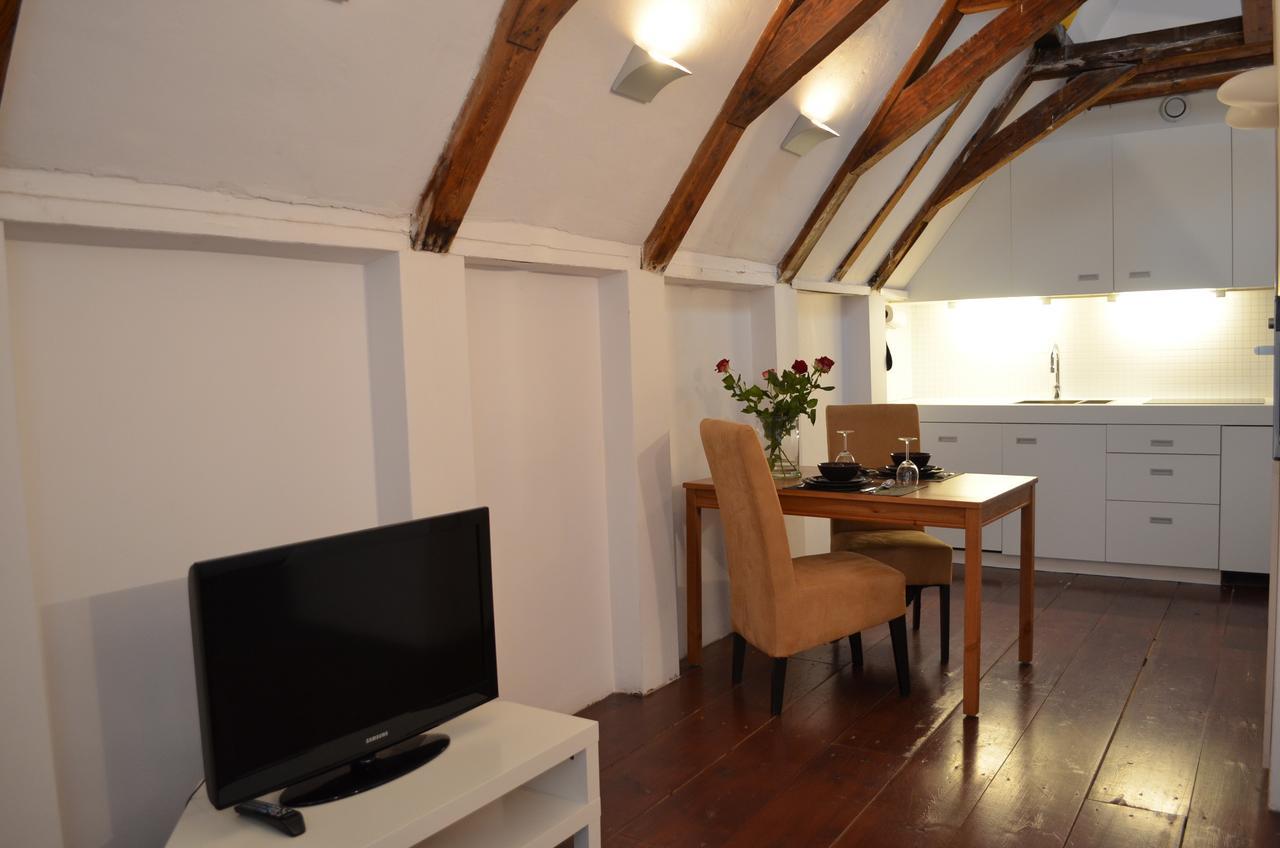 Rembrandtplein Bed & Breakfast อัมสเตอร์ดัม ภายนอก รูปภาพ