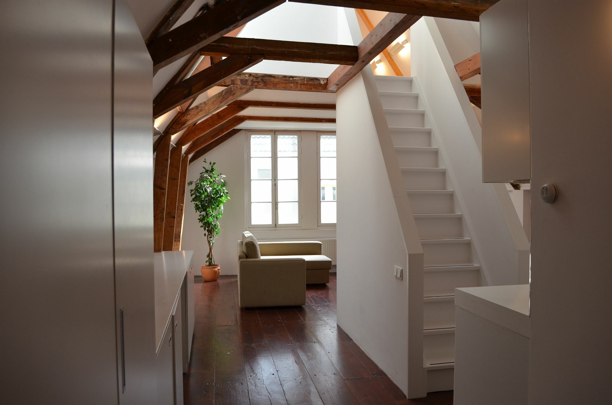 Rembrandtplein Bed & Breakfast อัมสเตอร์ดัม ภายนอก รูปภาพ